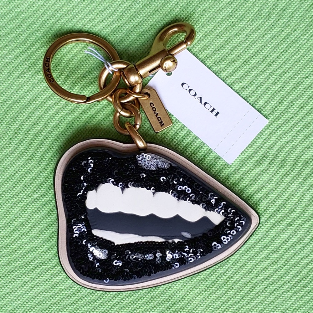 COACH X TOM WESSELMANN LIPS BAG CHARM KEY FOB:NWT IVORY CA518 LTD.ED.